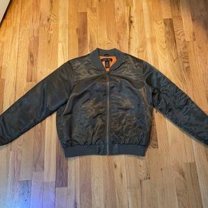 Mens Size Small Olive Green Bomber